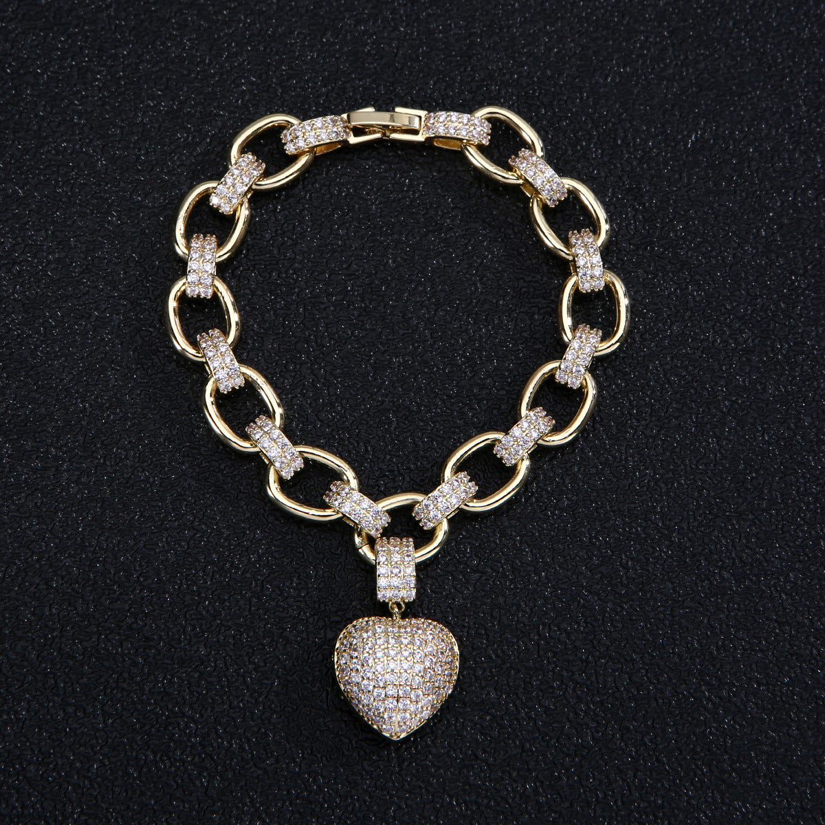 Set Hip-Hop Temperament Golden Heart-Shaped Necklace