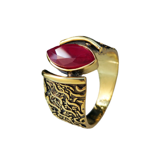Carved Horse Eye Ruby Ring Vintage Gold Ring