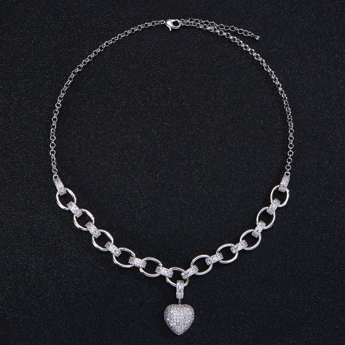 Set Hip-Hop Temperament Golden Heart-Shaped Necklace