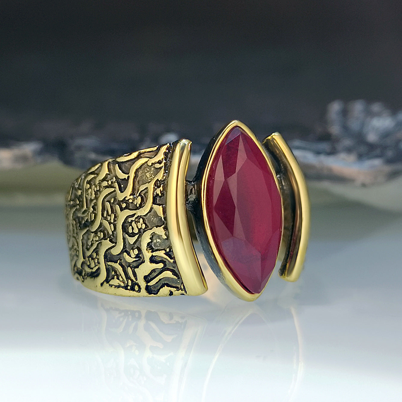 Horse Eye Ruby Ring Vintage Gold Ring