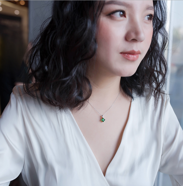 Sterling Silver Necklace Female Clavicle Chain Grandmother Green Jewelry Fashion Accessories Wholesale
