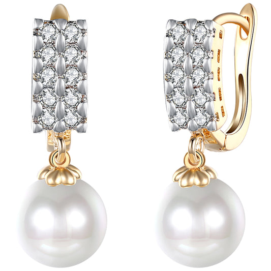 Pearl Earrings Set in 18K Gold
