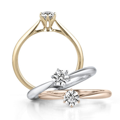 Gold Diamond Rings Diamond-encrusted simulation