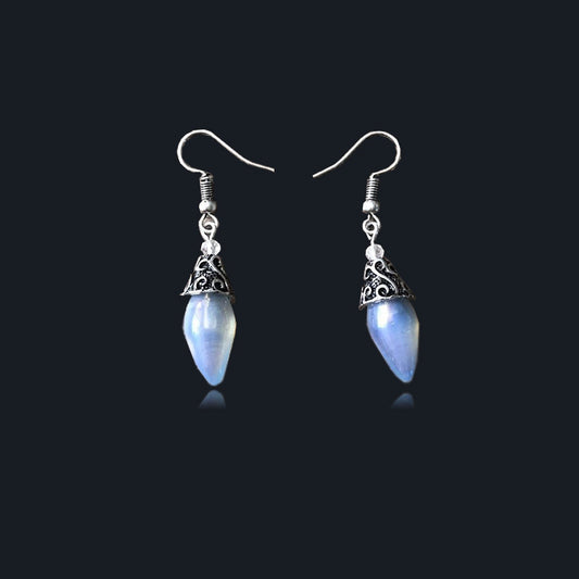 18K White Gold Icicle Drop Earrings